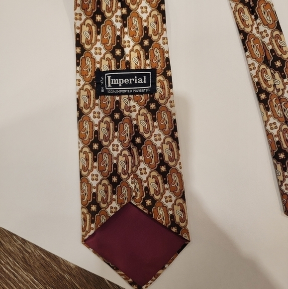Vintage Imperial 70's Paisley Neck Tie - Picture 4 of 4